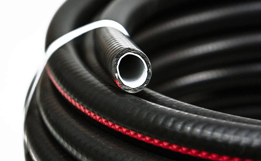 Резиновые армированные шланги: виды, конструкции, применение, рекомендации по эксплуатации