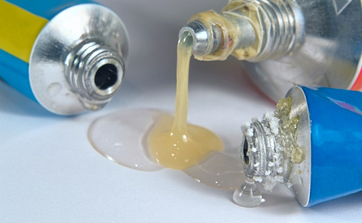 От смолы до ПВА: история клея