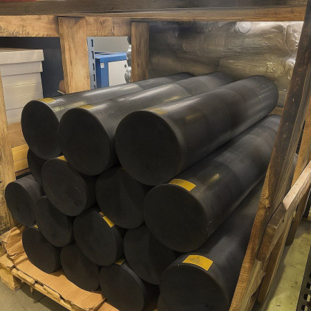 Капролон графитонаполненный стержень ПА-6 МГ d 320 мм ( не менее 600 мм, 55 кг) ПРС